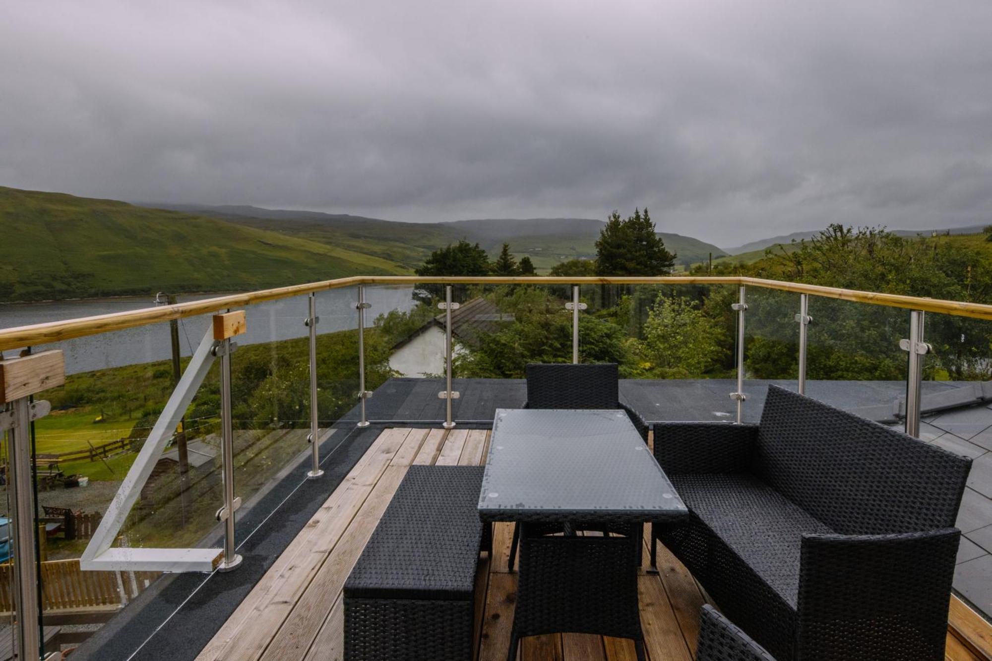 Luxury Cottage With Stunning Views By Fairy Pools 4 카보스트 외부 사진