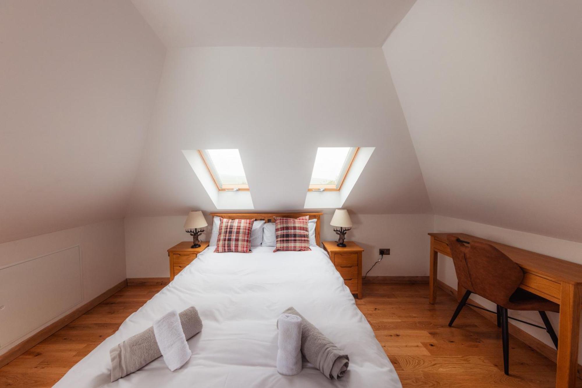 Luxury Cottage With Stunning Views By Fairy Pools 4 카보스트 외부 사진